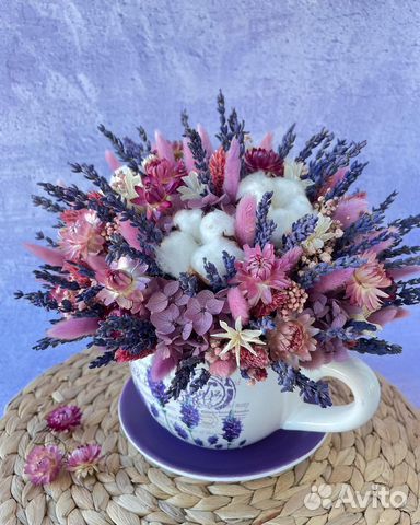 Композиция из сухоцветов