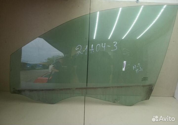 Стекло двери передней левой Renault Megane