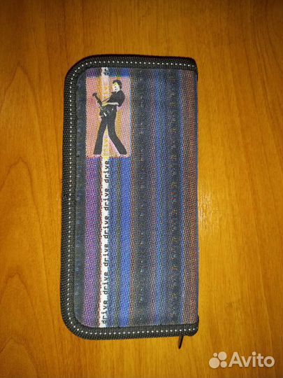 Пенал школьный