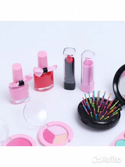 Набор детской косметики новый