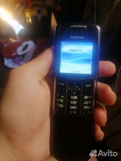 Телефон Nokia 8800