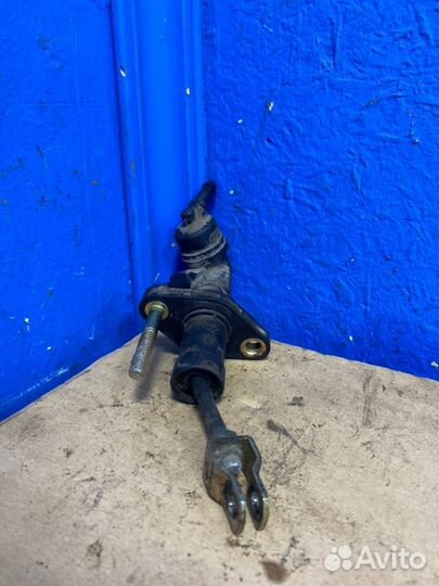 Рабочий тормозной цилиндр Kia Spectra седан S6D