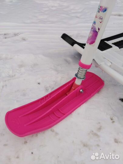 New Снегокат детский Nika бабочки