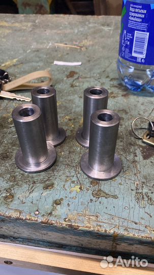 Токарные работы, резка пилой, сверловка