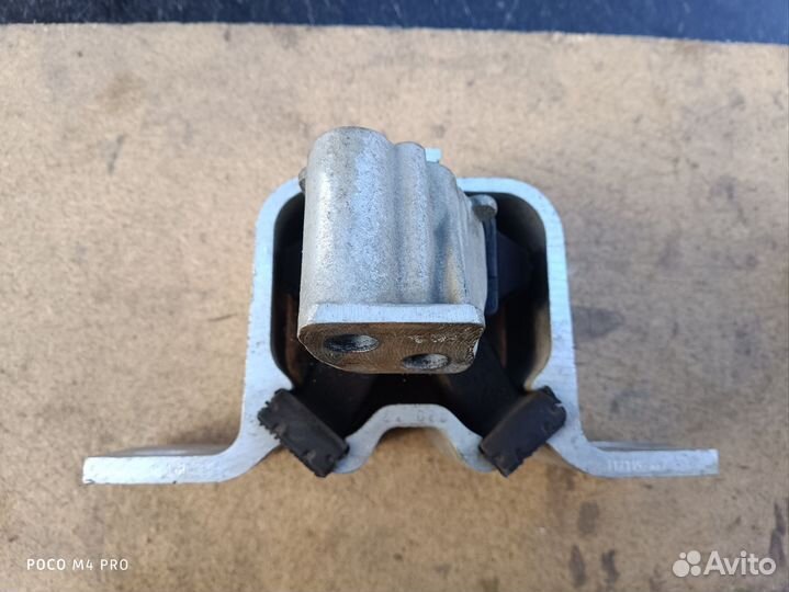 Опора двигателя для Лада Веста