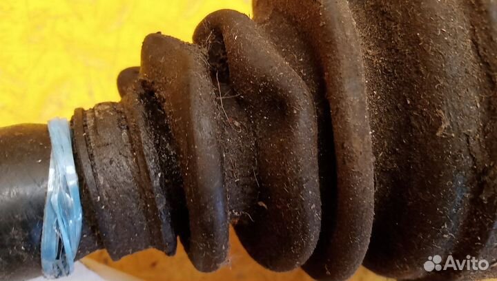 Полуось передняя (привод) A4 (B7)