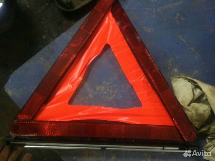 Знак аварийной остановки VAG