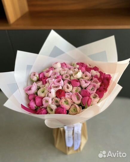 Ранунклюсы цветы букеты пионы с доставкой