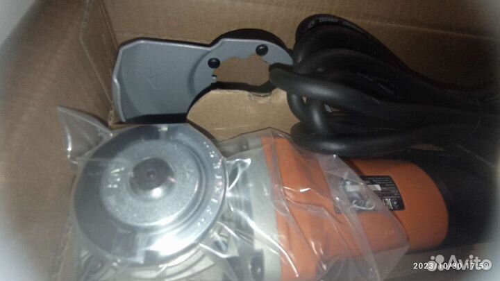 Болгарка 125 AEG 1300 w