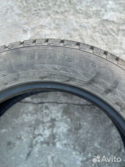 Nokian Tyres Hakkapeliitta 10p SUV 235/55 R17