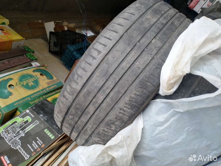 Yokohama BluEarth AE-51A 235/55 R18 100V