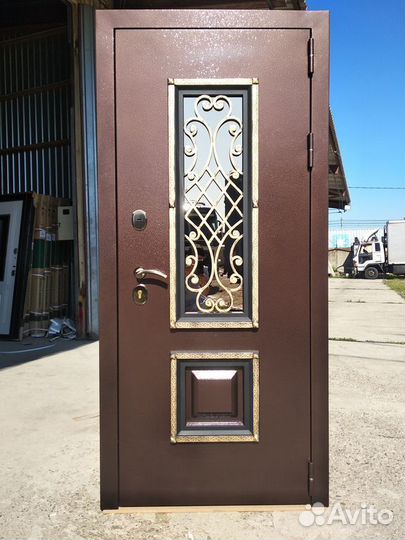 Дверь входная ковка