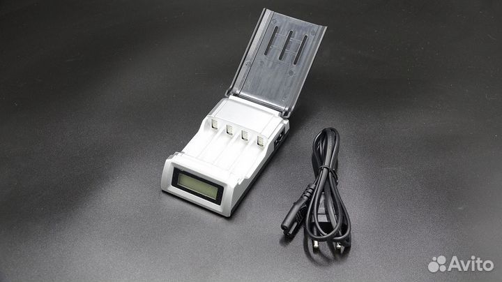 Зарядное устройство для Ni-MH \ Ni-CD AA и AAA