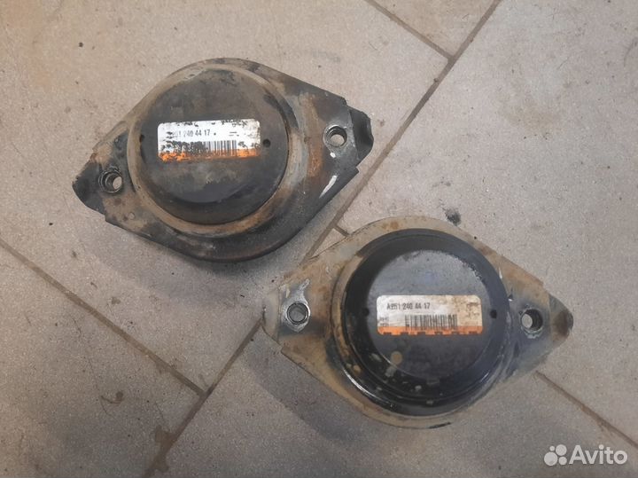 Подушки двигателя передние Mercedes ML w164рест