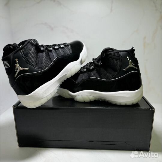 Кроссовки nike air jordan 11 Jubille