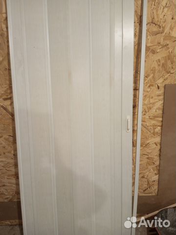 Складная дверь гармошка