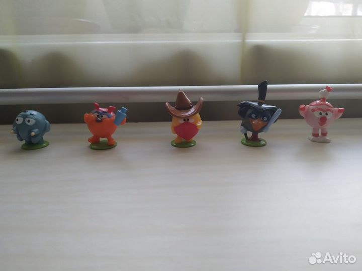 Игрушки киндер разных серий