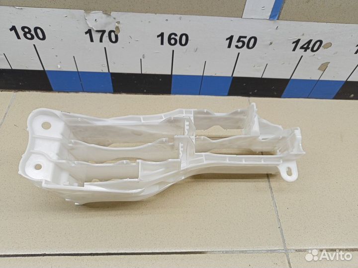 Кронштейн (сопут. товар) Land Cruiser (150) -Prado