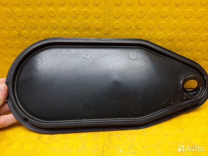 Заглушка задняя левая Volkswagen Polo CWV 813497