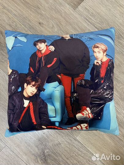 Подушка бтс