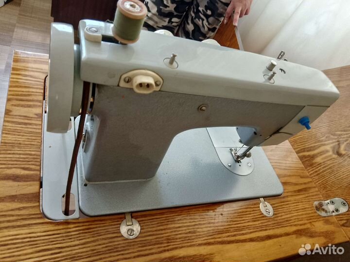 Швейная машинка 