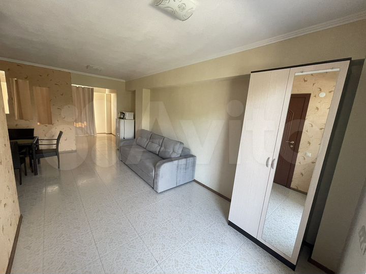 Комната 25 м², 1/3 эт.