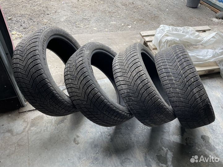Michelin X-Ice Snow SUV 245/45 R20