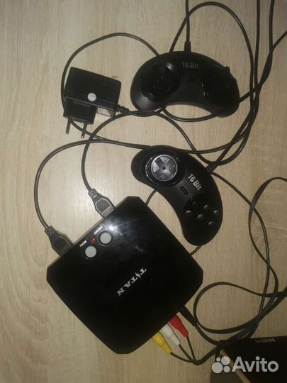 Игровая приставка титан
