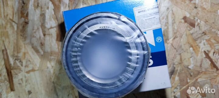 Ступичный подшипник Honda ntnau09014lxll588