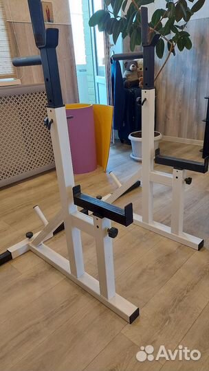 Стойка для штанги