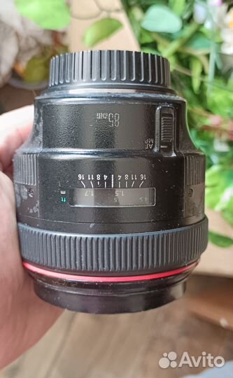 Canon EF 85mm f1.2 USM II L