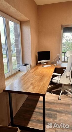 Компьютерный стол в стиле лофт