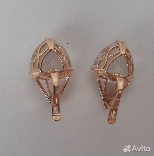 Золотые серьги