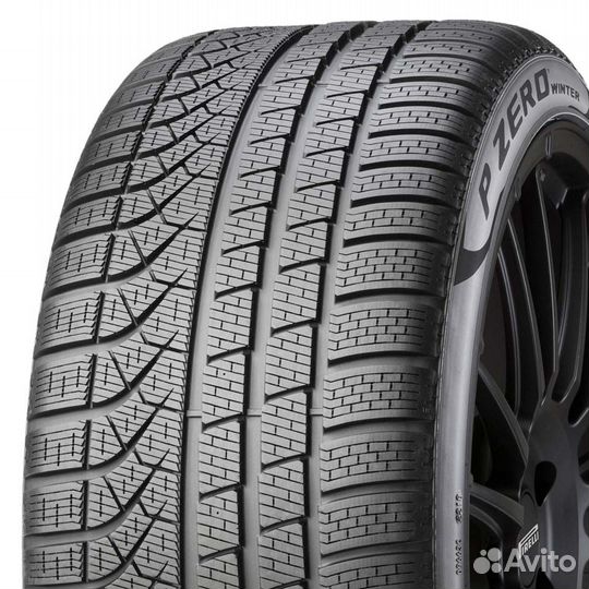 Pirelli P Zero Winter 255/35 R19 96V