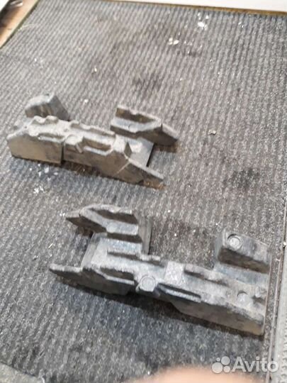 Мерседес абсорбер переднего бампера S-Class V221 W