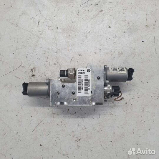 Блок клапанов гидроподвески BMW X5 E70 2011г. 6794