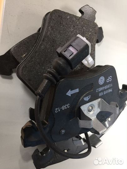 7H0-698-151 Колодки тормозные передние