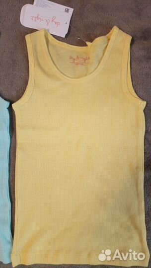 Майки новые для девочки 122