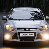 Ford Focus 1.6 AMT, 2012, 228 000 км, с пробегом, цена 860 000 руб.