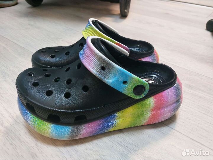 Crocs w5