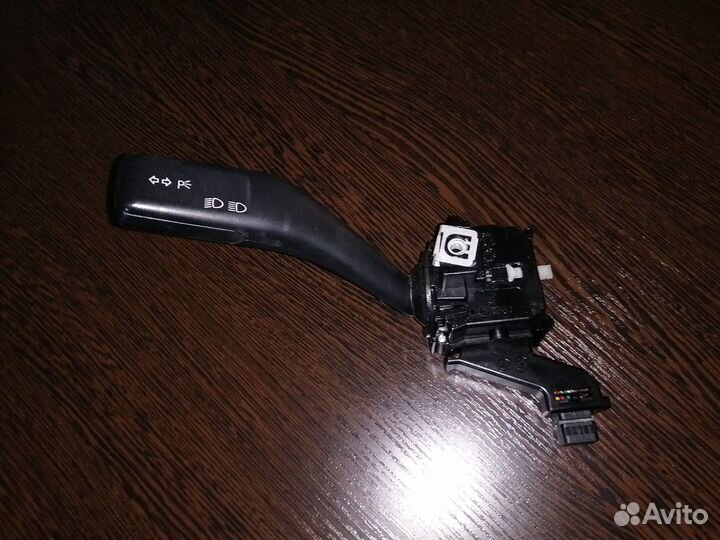 Переключатель подрулевой VAG VW Golf Plus