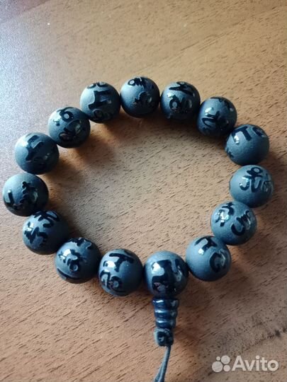 Четки из натурального камня