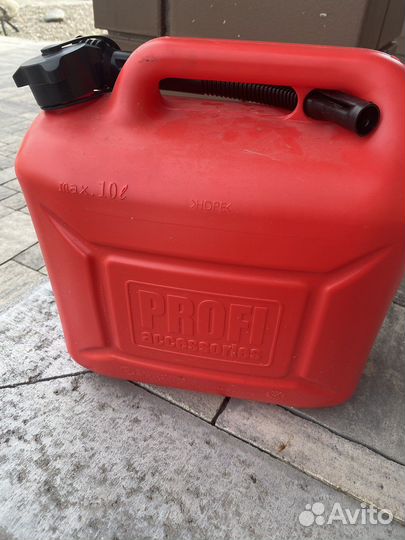 Канистра пластиковая 10 литров