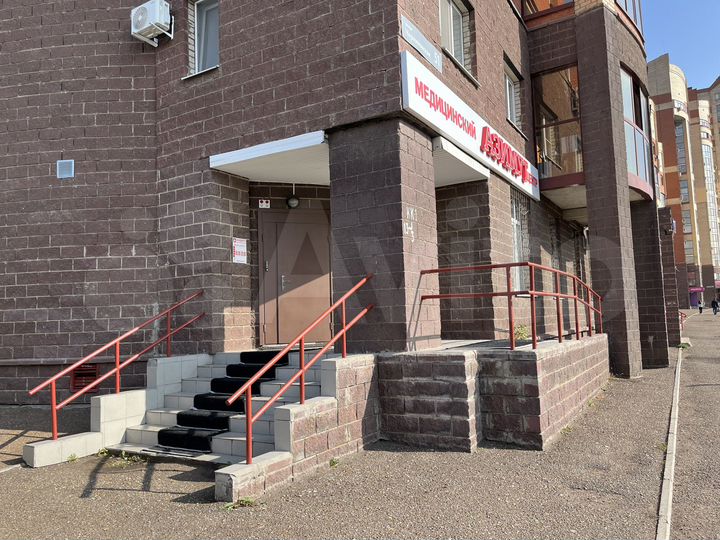 Офис (медицинская клиника), 179 м²