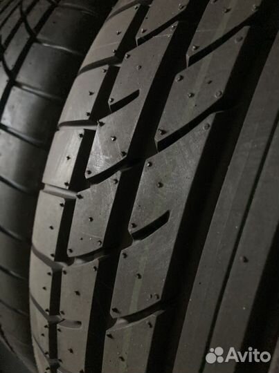 Bridgestone Expedia S-01 275/35 R17