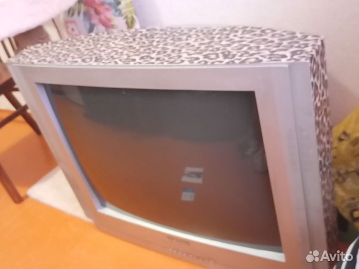 Телевизор samsung