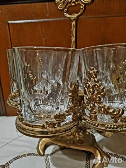 Хрустальные бокалы