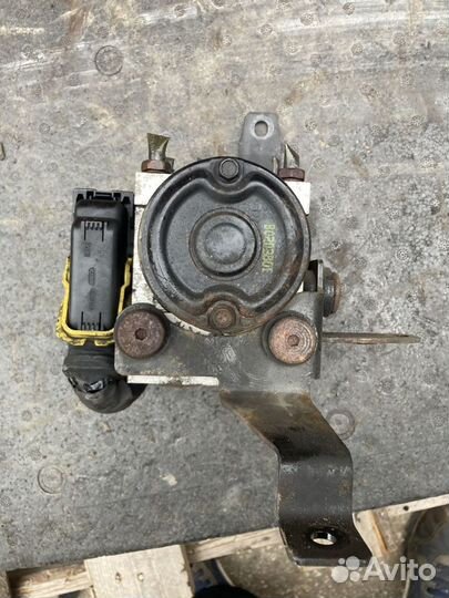 Блок ABS Kia Sportage 2004-2010