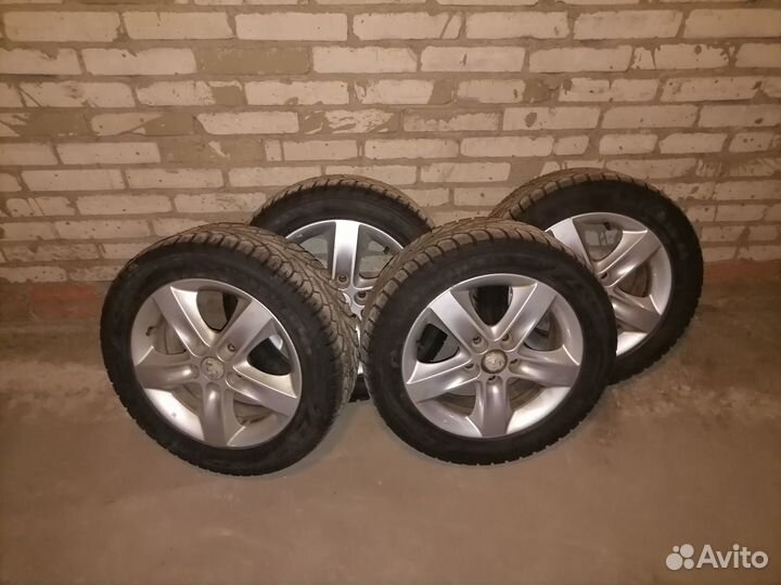 R16 Nokian Tyres Nordman RS 205/55, PCD 5x114.3 DIA 67.1