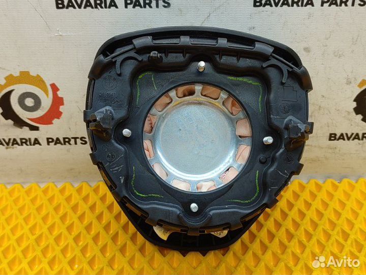 Накладка на руль Bmw X5 E70 3.0 N52 2007